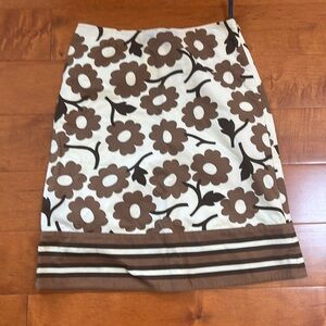 Like new Boden patterned cotton skirt size 6 US